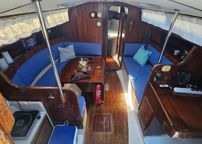 Boat Puma 34 Botel Lisboa