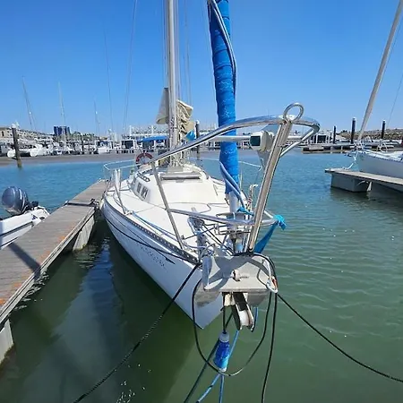 Boat Puma 34 Hotel en barco
