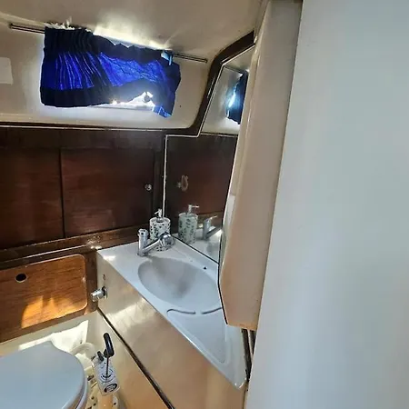 Boat Puma 34 Hotel en barco *