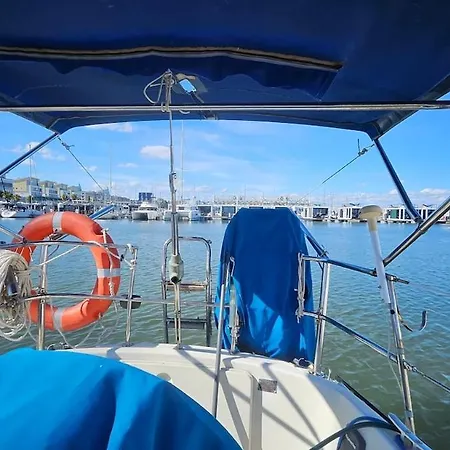 Boat Puma 34 * ליסבון