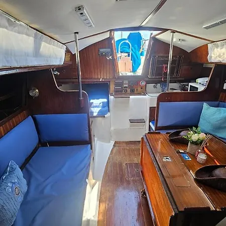 Boat Puma 34 * Lisbon