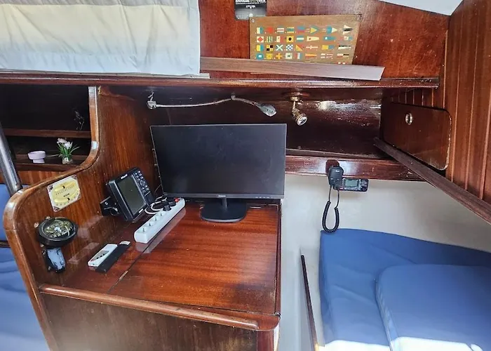 船屋 Boat Puma 34